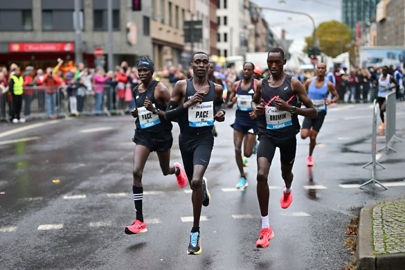 Kenya vs Ethiopia in Frankfurt with seven runners with PBs under 2:07