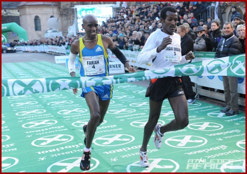 Pictured from left: Mo Farah & Imane Merga on the finish line in 2010  (Foto: BOclassic/Remo Mosna)