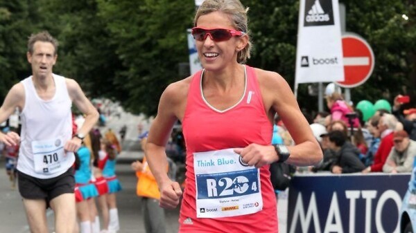 Elana Meyer running in Prague on Sunday / Photo Credit: Volkswagen Prague Marathon