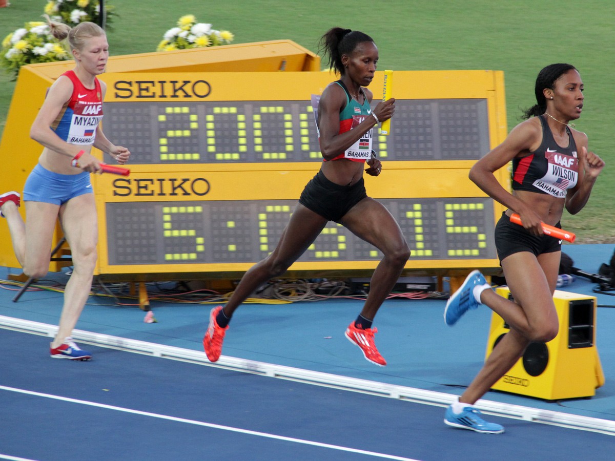 Kenya’s women’s 4x800m star Janeth Jepkosgei on the way to setting the World Record at Nassau 2014 / Photos credit: Derek Smith