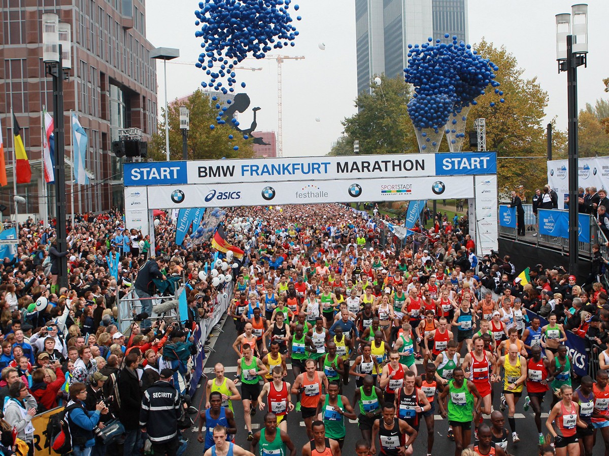 BMW Frankfurt Marathon start