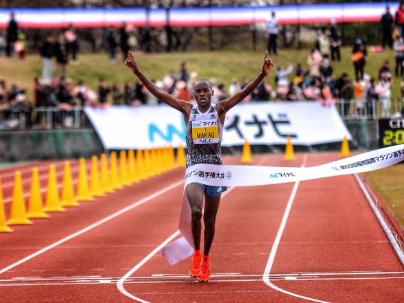 Kenya's Patrick Makau winning at the 68th Fukuoka International Marathon / (c) 2014 Kazuyuki Sugimatsu, all rights reserved