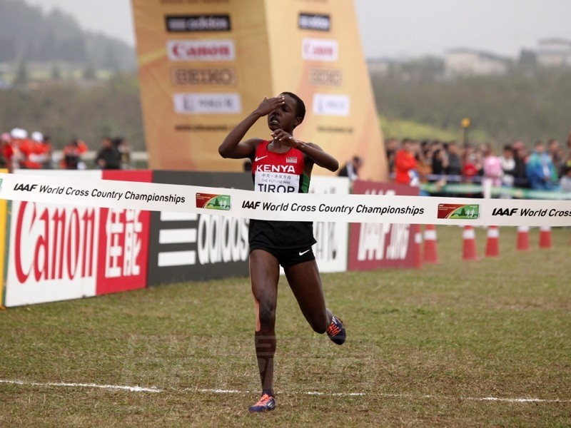 Senior Race women's winner Agnes Jebet Tirop of Kenya at the IAAF World Cross Country Championships, Guiyang 2015 / Photo credit: © Getty Images for IAAF