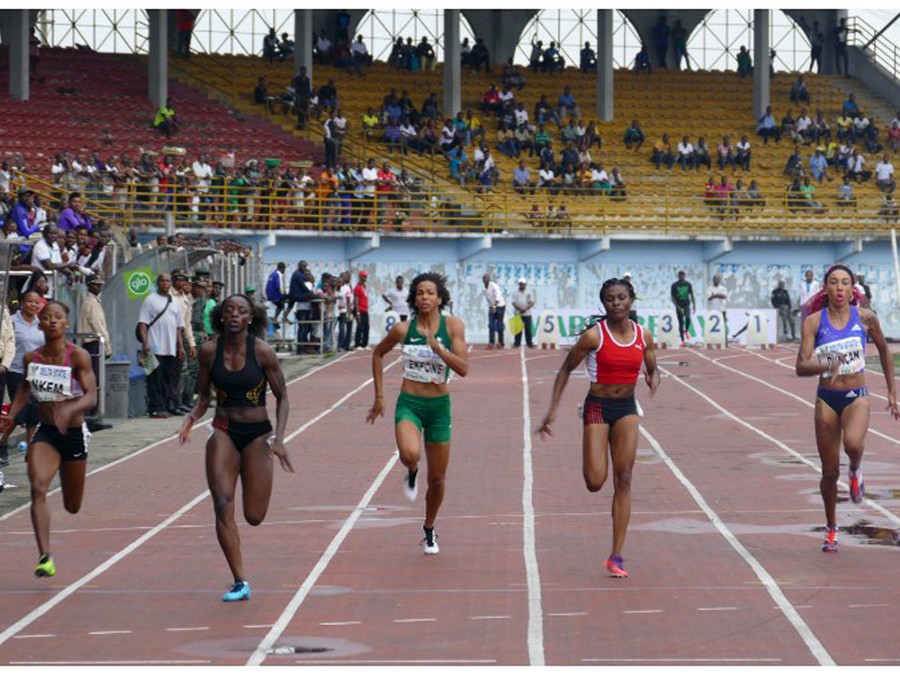 Ghana's Flings Owusu-Agyapong leads in the women's 100m race at the 2015 Warri Relays/CAA Grand Prix at the Warri Township Stadium in Nigeria / Photo: Making of Champions