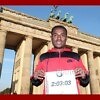 Ethiopian distance running legend Kenenisa Bekele at Brandenburg Gate / Photo credit: photorun.net