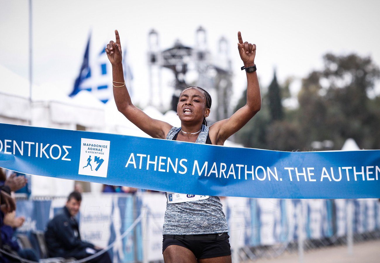 Ethiopian Bedatu Hirpa Badane winning at the Athens Marathon ( 2:34:18) / Photo credit: SEGAS-AMA