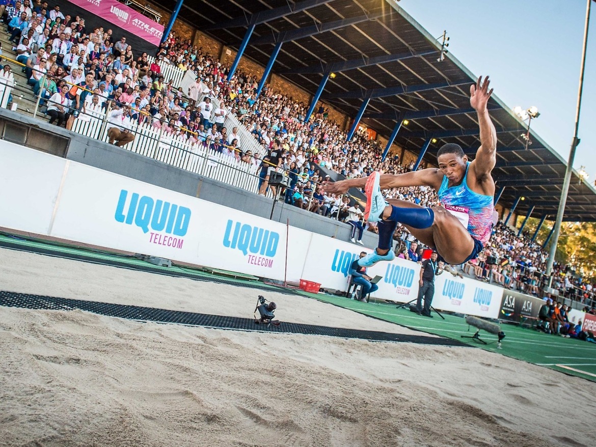 Ruswahl Samaai in action at the Dal Josaphat Stadium in Paarl. Photo credit: Tobias Ginsberg