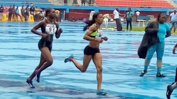 The women's 1500m event / Photo credit: Naomi Peters for Athletics Africa