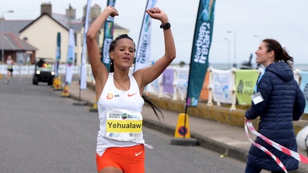 Ethiopia’s Yalemzerf Yehualaw winning in Larne / credit: Antrim Coast Half Marathon