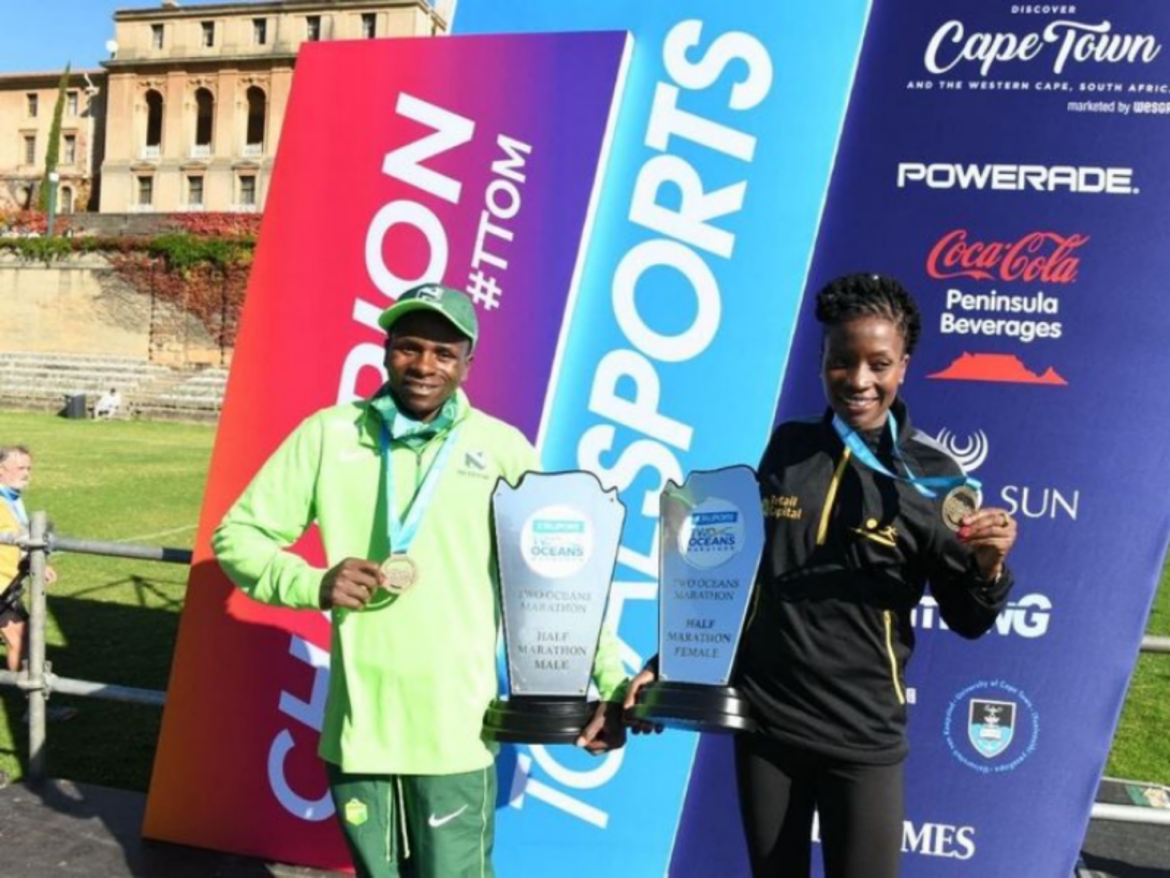 Zimbabwe's Moses Tarakinyu and Fortunate Chidzivo at the 2022 TotalSports Two Oceans Half Marathon in CapeTown, South Africa on Saturday 16 April / Credit: Totalsports Two Oceans Marathon