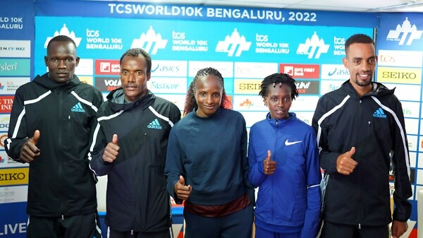 TCS World 10K 2022 press conference - Kibiwott Kandie (KEN), Muktar Edris (ETH), Hellen Obiri (KEN), Irene Cheptai (KEN), Andamlak Belihu (ETH) / Photo credit: Procam International