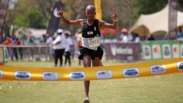 Mbuleli Mathanga - Winner of Senior Men 10km / Photo credit: Cecilia van Bers