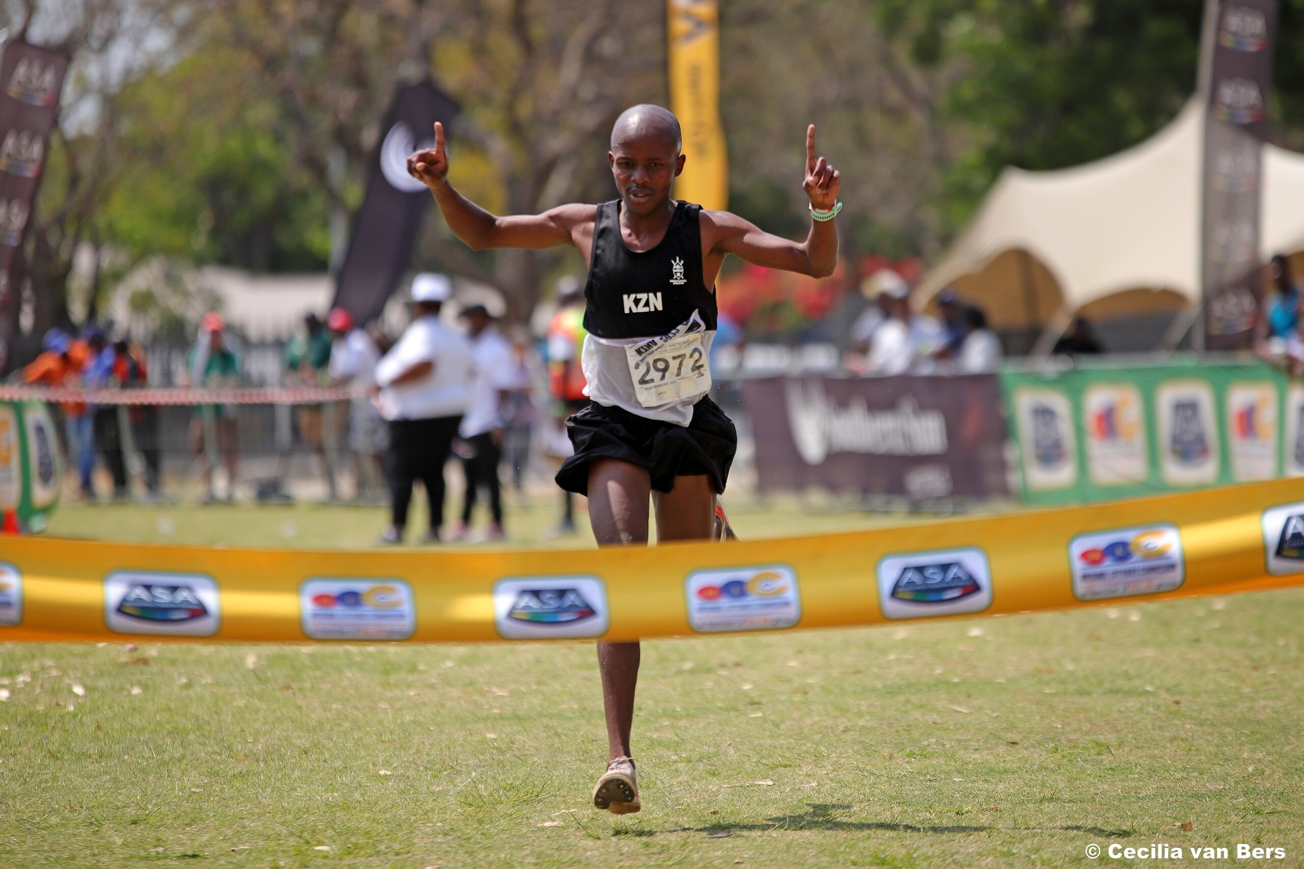 Mbuleli Mathanga - Winner of Senior Men 10km / Photo credit: Cecilia van Bers