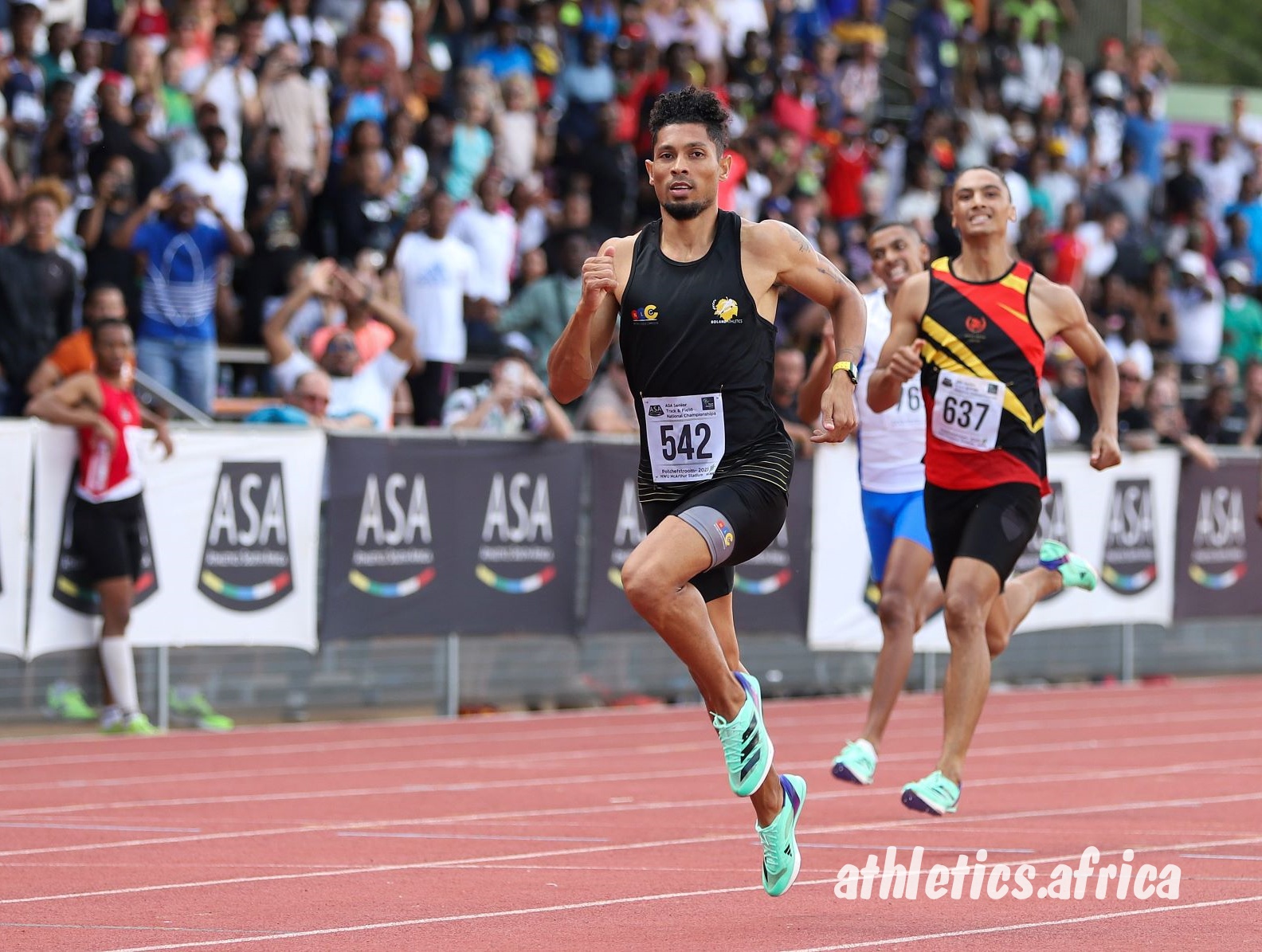 Wayde van Niekerk wins the men's 400m title at the 2023 ASA Senior Championships in Potchefstroom / Photo: Cecilia de Bers