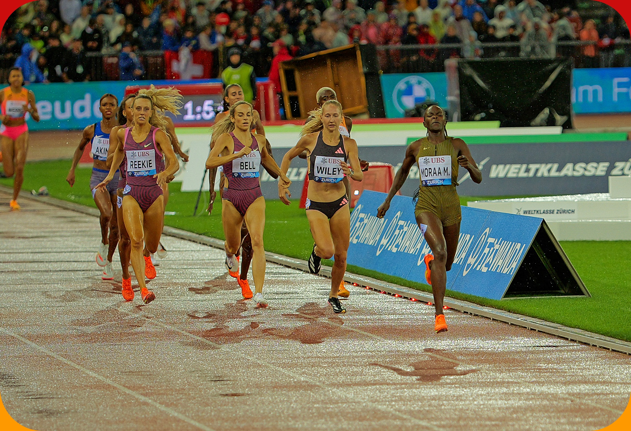 Mary MORAA (KEN) wins the Women's 800m with a time of 1:57.08 at at Weltklasse Zurich, the Wanda Diamond League event in Zurich on 5 Sept 2024 / Photo: Diamond League AG