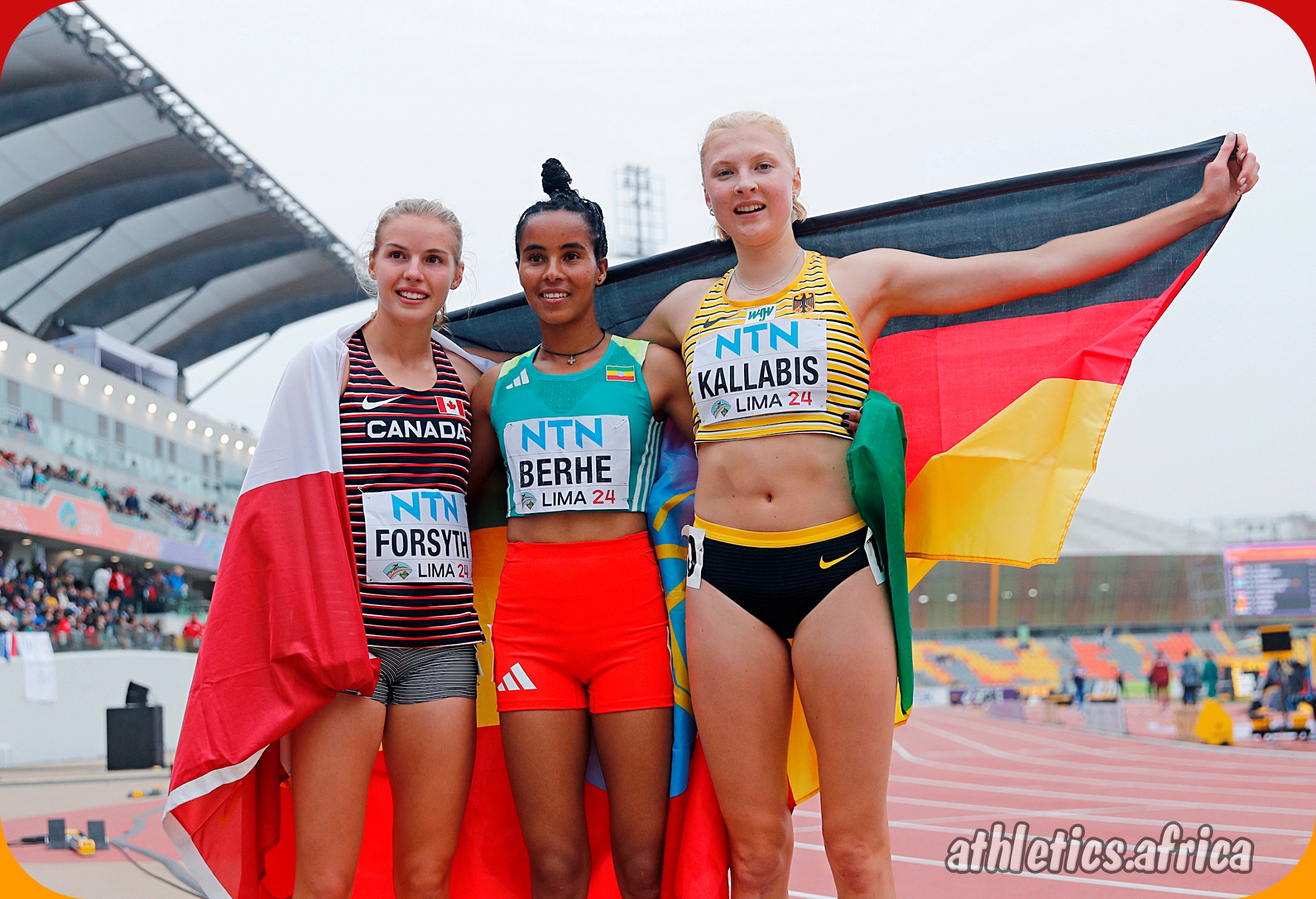 Ethiopia's Saron Berhe with other medallists after the women's 1500m final at the World Athletics U20 Championships in Lima, Peru / Photo by Oscar Muñoz Badilla for World Athletics.