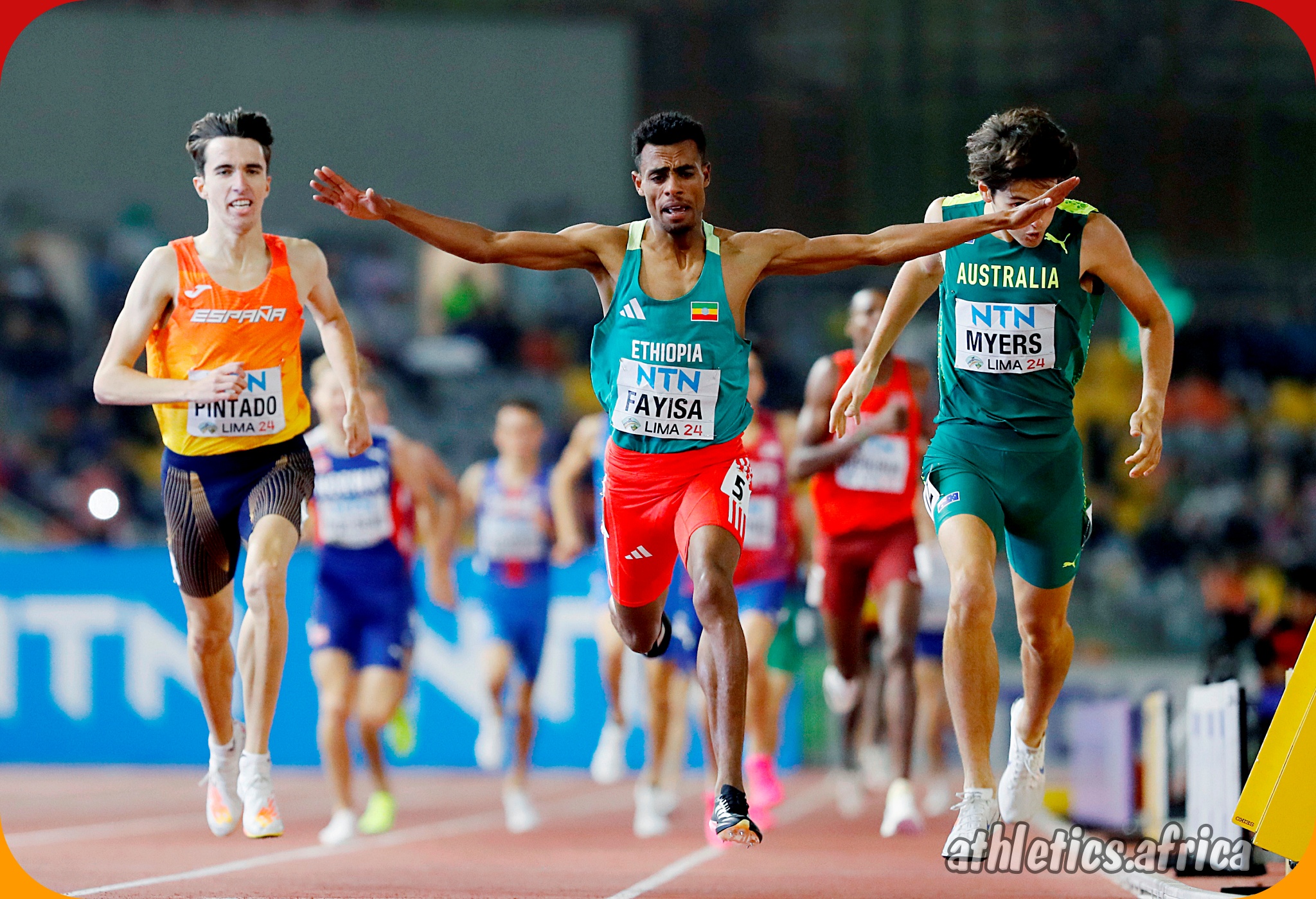 Ethiopia's Abdisa Fayisa winning the men's 1500m final at the World Athletics U20 Championships in Lima, Peru / Photo by Oscar Muñoz Badilla for World Athletics.