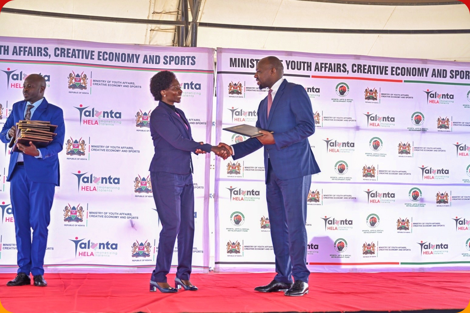 Catherine Ndereba with CS for Youth Affairs, Creative Economy and Sports, Kipchumba Murkomen / Photo credit: MOYASA