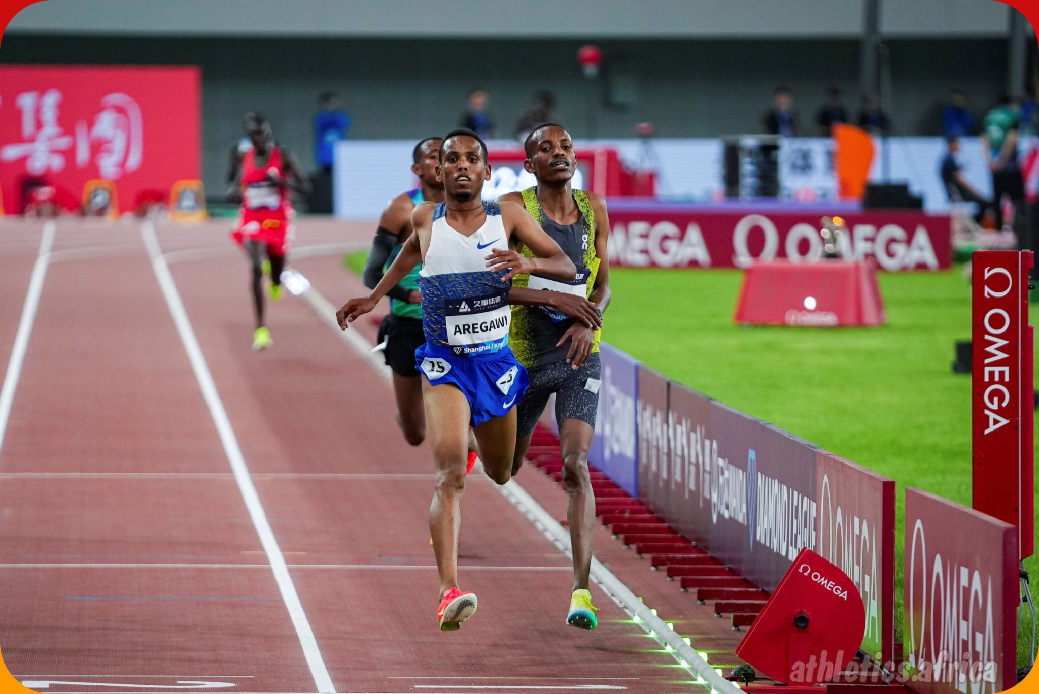 Berihu Aregawi has to dig deep to win the men's 5000m at the 2025 Wanda Diamond League meeting in Shanghai/Keqiao / Photo credit: Diamond League AG