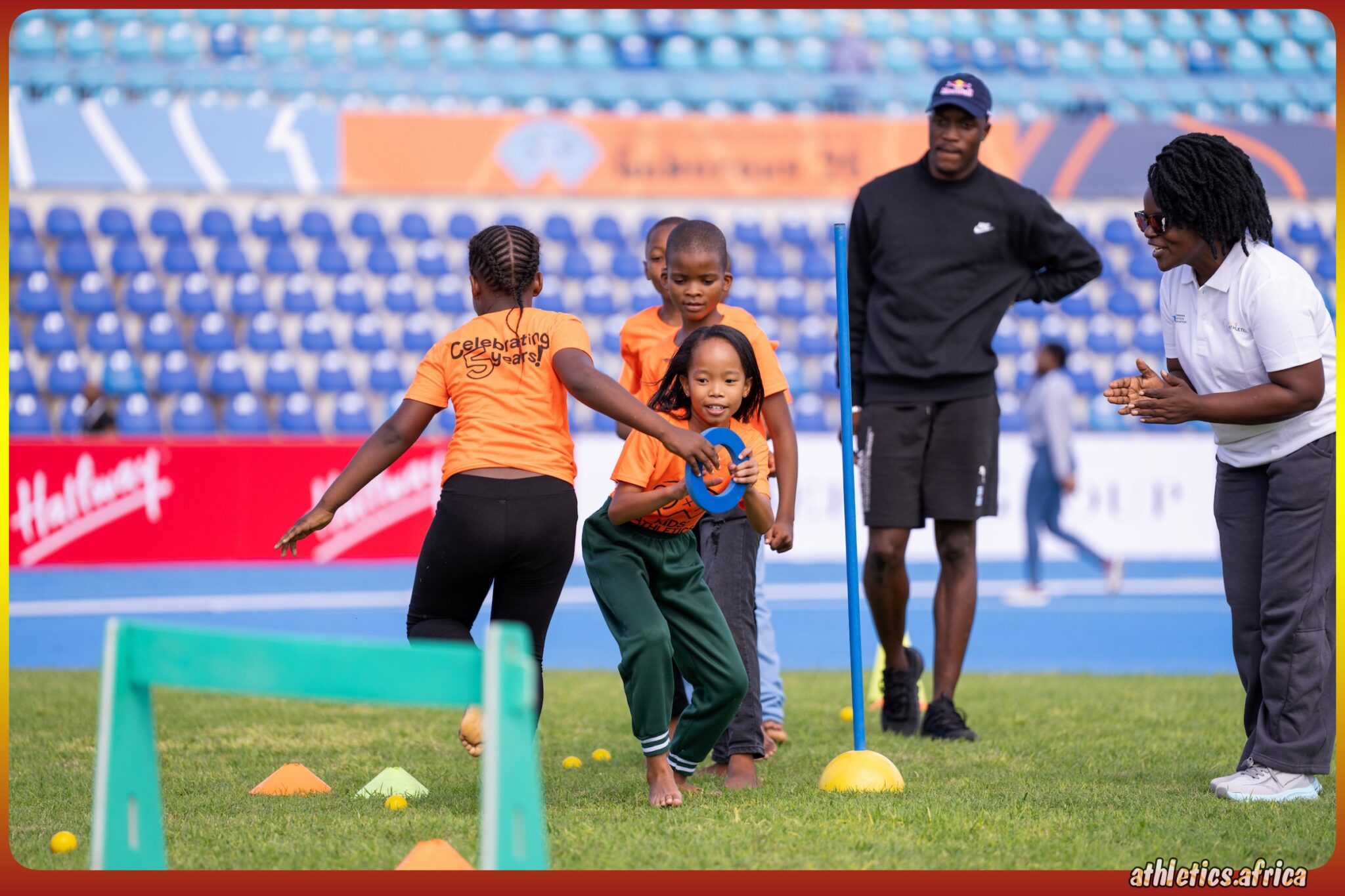 Letsile Tebogo with kids at the Kids Athletics activation at the World Athletics Relays Gaborone 26 on Friday May 1, 2026 in Gaborone, Botswana / Photo: Christel Saneh for World Athletics